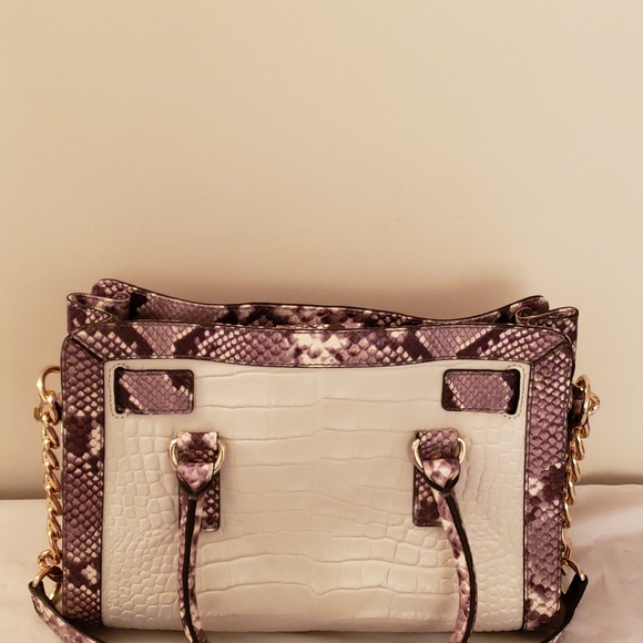 MK frame out satchel bag - Picture 5 of 8